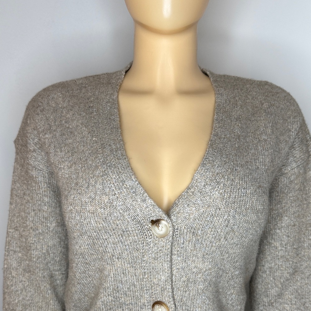 Member’s Mark Soft Knit V-Neck Cardigan – Neutral Heather Beige – XS - Picture 3 of 14